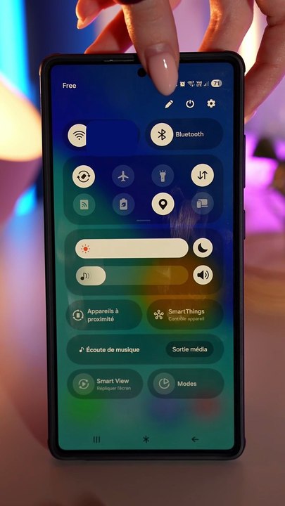 Le nouveau téléphone SAMSUNG pour enfants : Le gadget idéal pour vos petits explorateurs ?