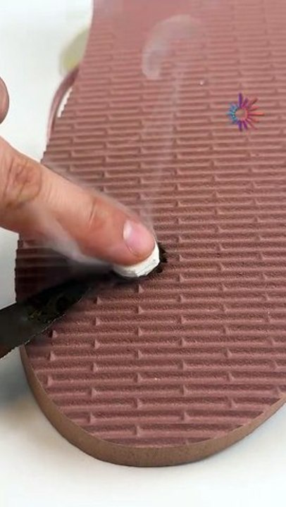 Emergency flip flop repair that actually works👍