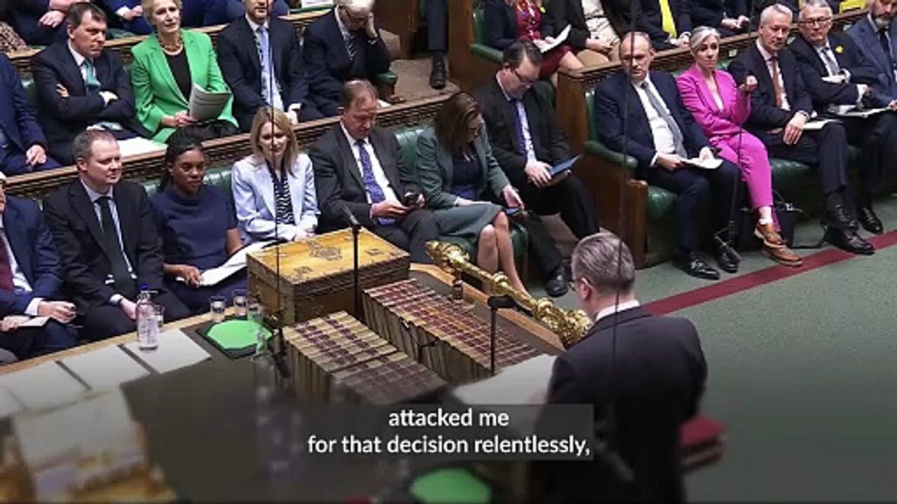 Sir Keir Starmer accuses Kemi Badenoch of 'mother of all U-turns'