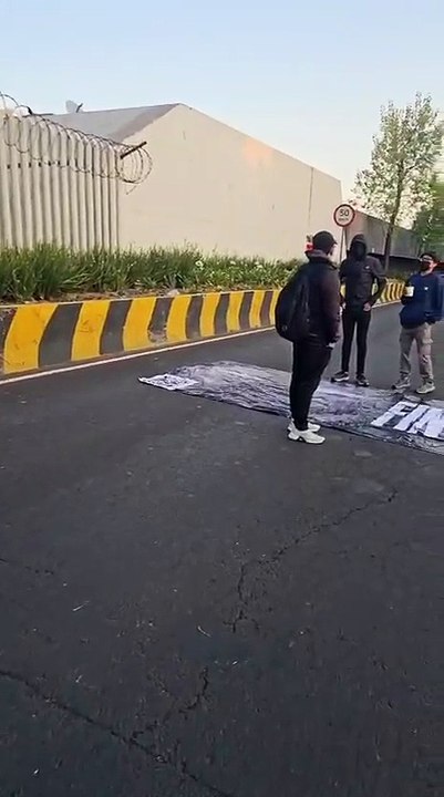 Protestan frente a la Cámara de Diputados contra reforma electoral