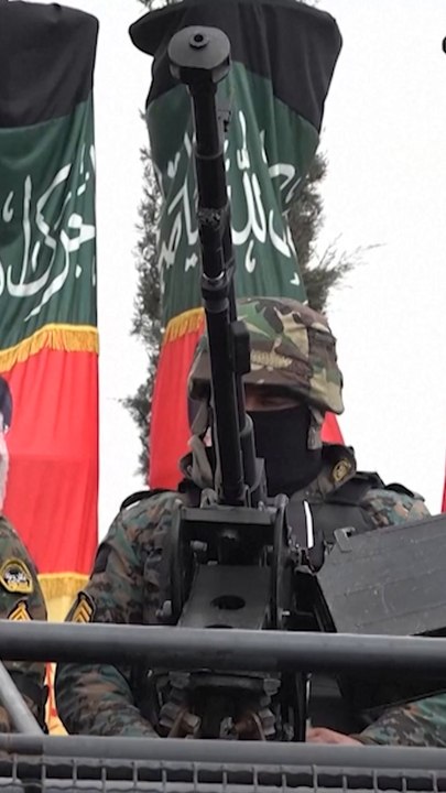 Thousands in Iran mourn commanders killed in airstrikes