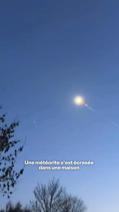 Une météorite s’est écrasée sur un toit ! 😳
