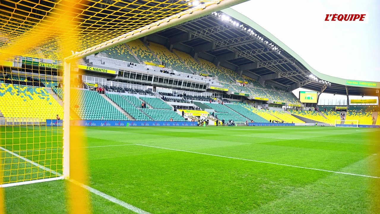 Les premiers pas de Vahid Halilhodzic, de retour au FC Nantes et à la tête de la séance d'entraînement de mercredi - Foot - Ligue 1 - Nantes