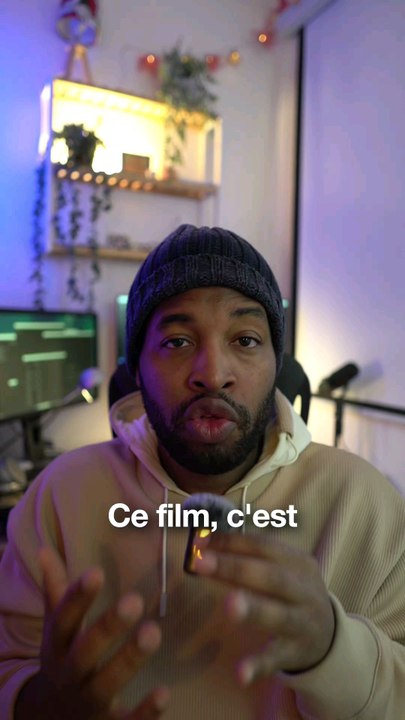 Un film incroyable sur les épreuves qu'une famille moderne peut être amenée à traverser. Un film touchant qui parle de famille, d’ego, d’éducation, de masculinité aussi... Un classique à voir ou à revoir : Tokyo Sonata de Kiyoshi Kurosawa.