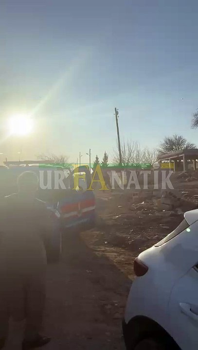 Şanlıurfa’da Jandarmanın Gözü Önünde Silahlı Saldırı: Yaralılar Var