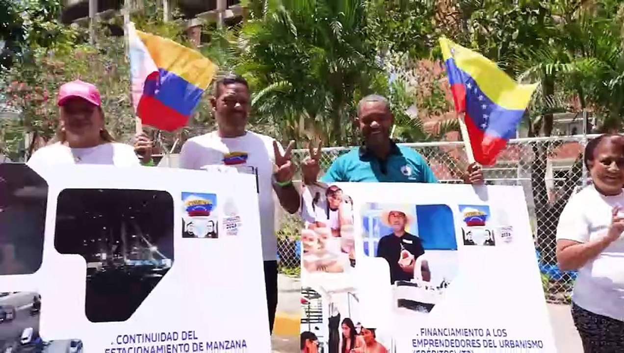 Visita a la comuna caraqueña con mayor participación en la Consulta Popular del 8-M