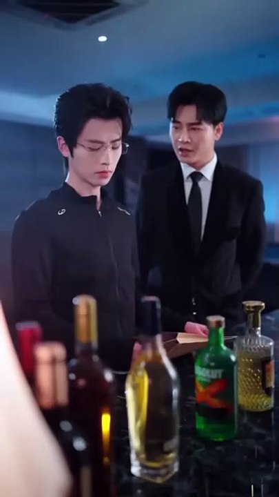 End: Everyone said that she was a dodder flower that lived dependent on her husband, but only he knew how charming she was in a place where no one could see her, and even made him willing to offer all her sincere hands