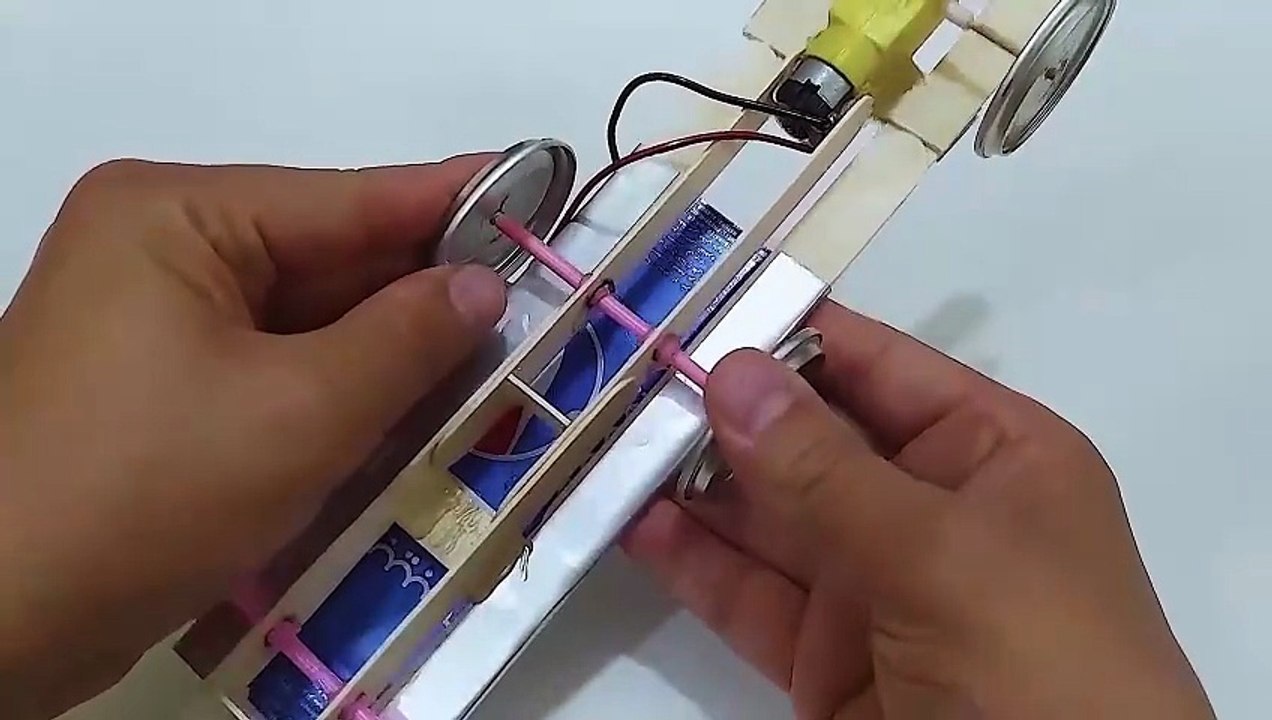 Longest Electric Toy Train – Made From Pepsi Cans | Amazing DC Motor Project