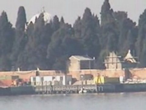 Italy travel: Venice to Murano Glass Factory, continued