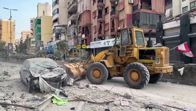 Beirut, emergono le conseguenze dei raid aerei israeliani nei sobborghi meridionali
