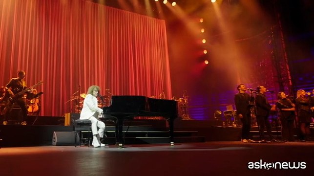 Riccardo Cocciante va oltre il tempo: il nuovo album e i nuovi live