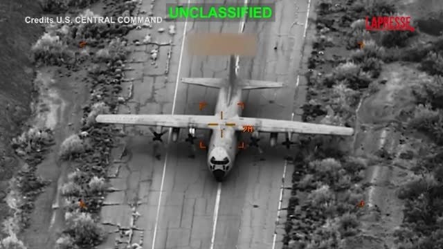 Le immagini degli attacchi Usa su aerei, camion e imbarcazioni iraniane