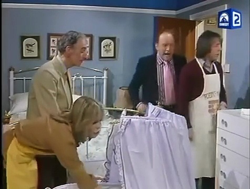 Robin's Nest. S06 E04. When Irish Eyes are Smiling.