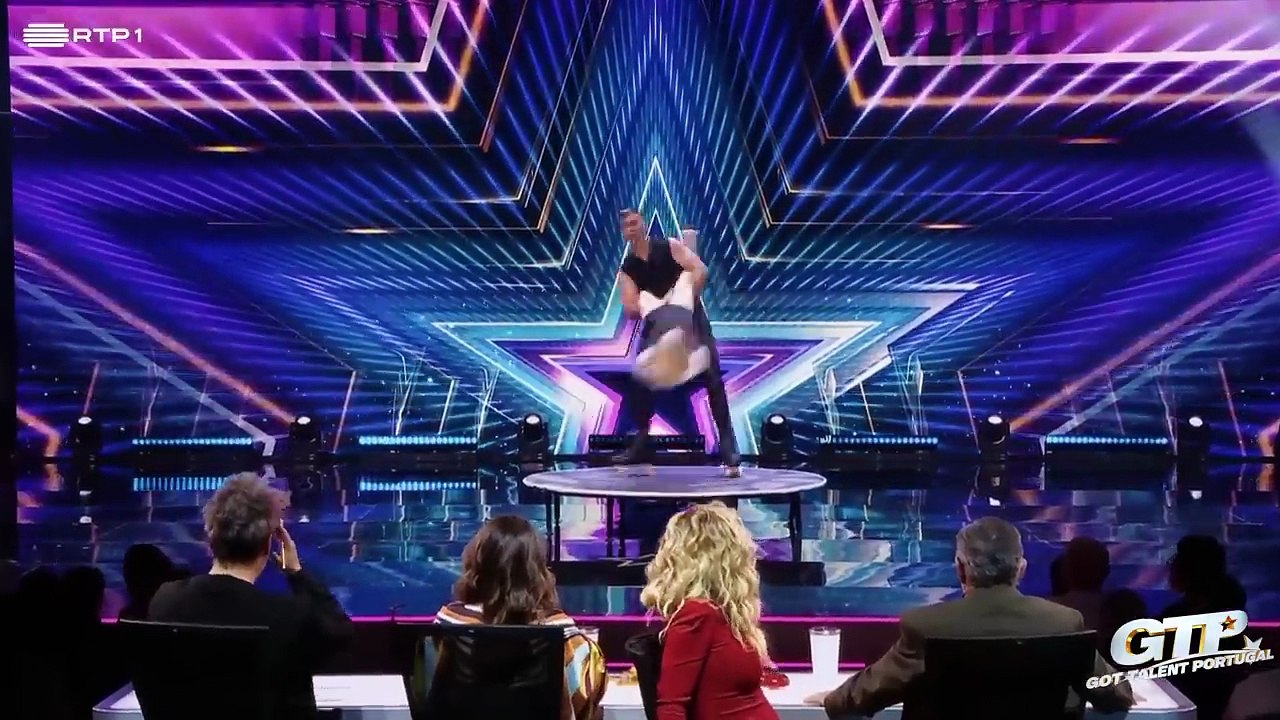 The Judges GO CRAZY For Unbelievable Golden Buzzer Performance on Portugal's Got Talent 2026!