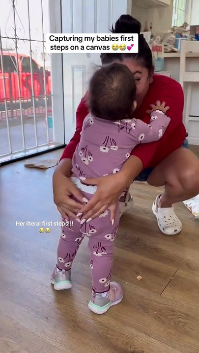 Capturing all my babies steps 😭🥹💕 #girlmom #summertins #twinmom