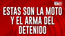 Estas son la moto y el arma del detenido