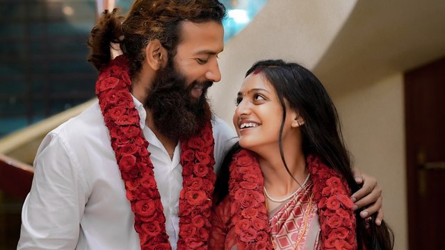 ಮುಸ್ಲಿಂ ಹುಡುಗನ ಕೈ ಹಿಡಿದ ಮೊನಾಲಿಸಾ..! ಉತ್ತರ ಭಾರತದ ಹುಡುಗಿ..ಕೇರಳದಲ್ಲಿ ಮದುವೆ