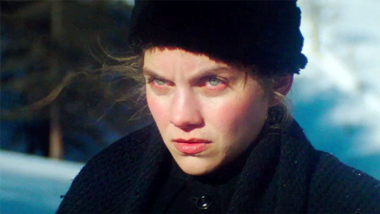 The Girl in the Snow Trailer OmeU