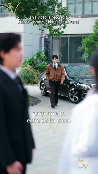 Esposo pegajoso, esposa de dos caras