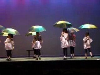 Agora International danse Singing in the Rain
