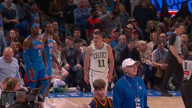 Pritchard sinks stepback signature buzzer-beater