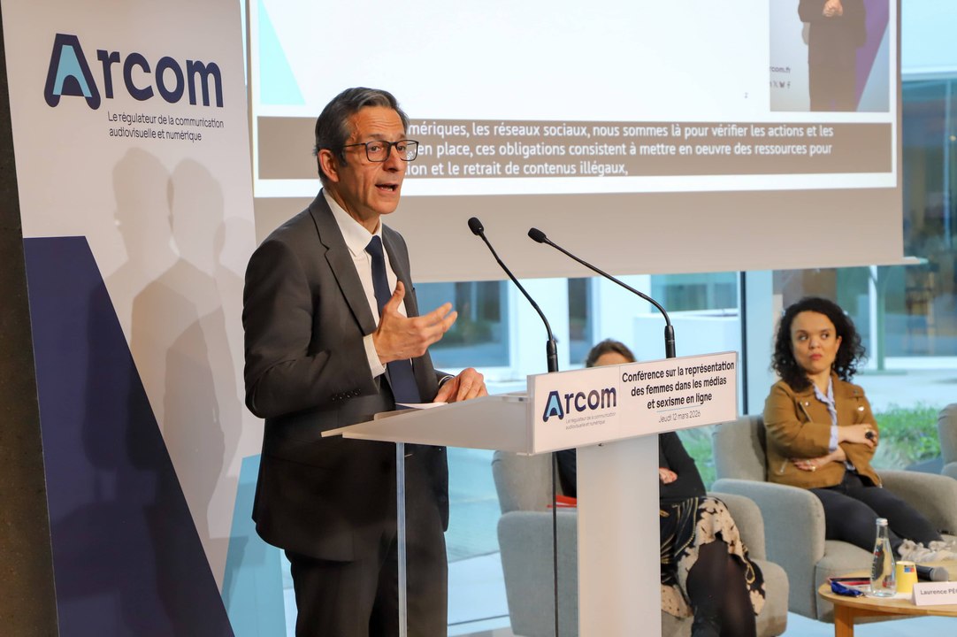 Conférence de l'Arcom sur la représentation des femmes dans les médias et le sexisme en ligne : mot d'introduction Martin Ajdari, président de l'Arcom