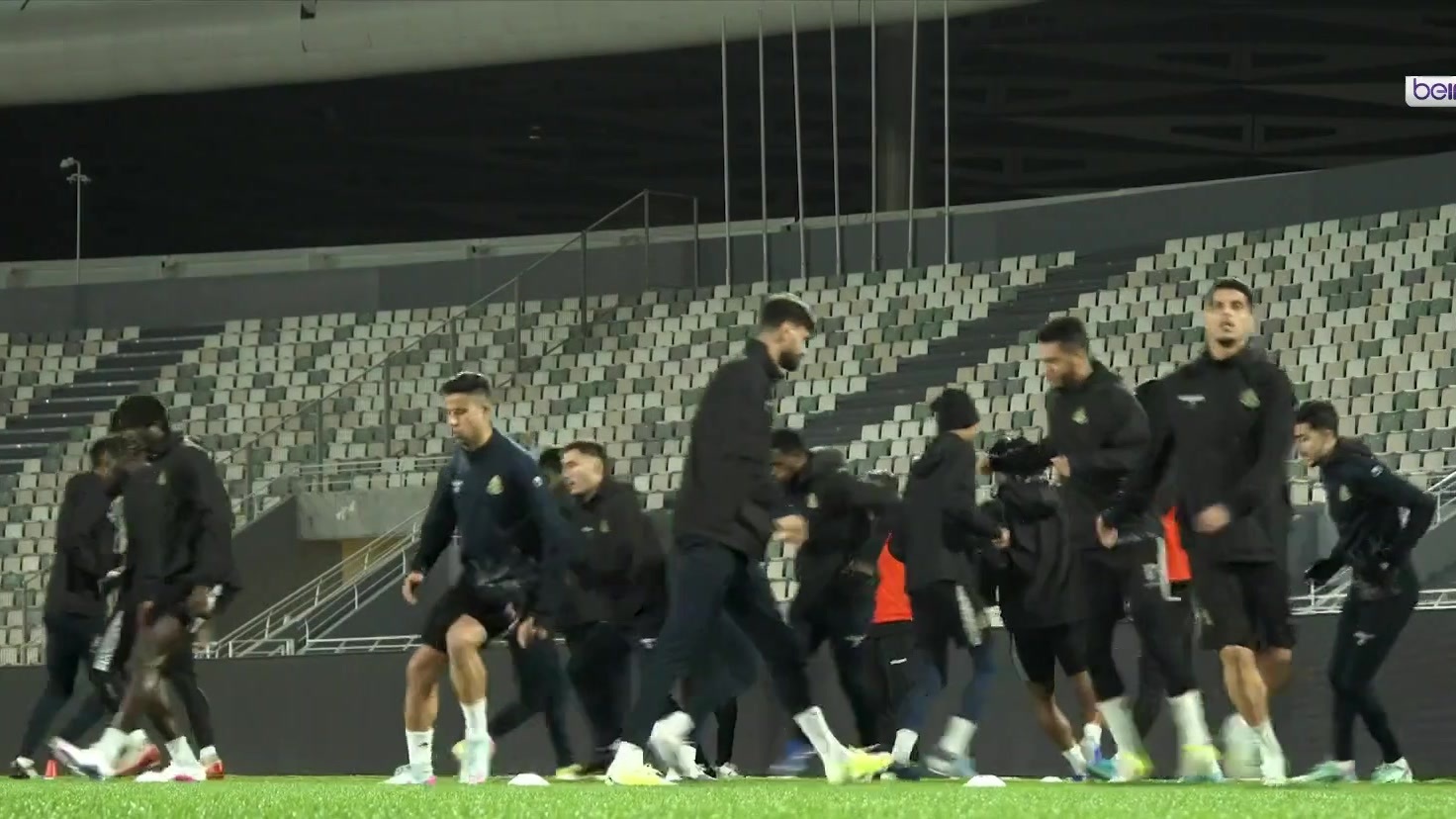 الجيش الملكي وبيراميدز