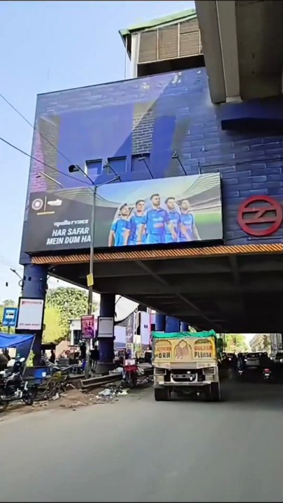 Exploring area near Ghitorni Metro station, South Delhi #asia #travel #blog