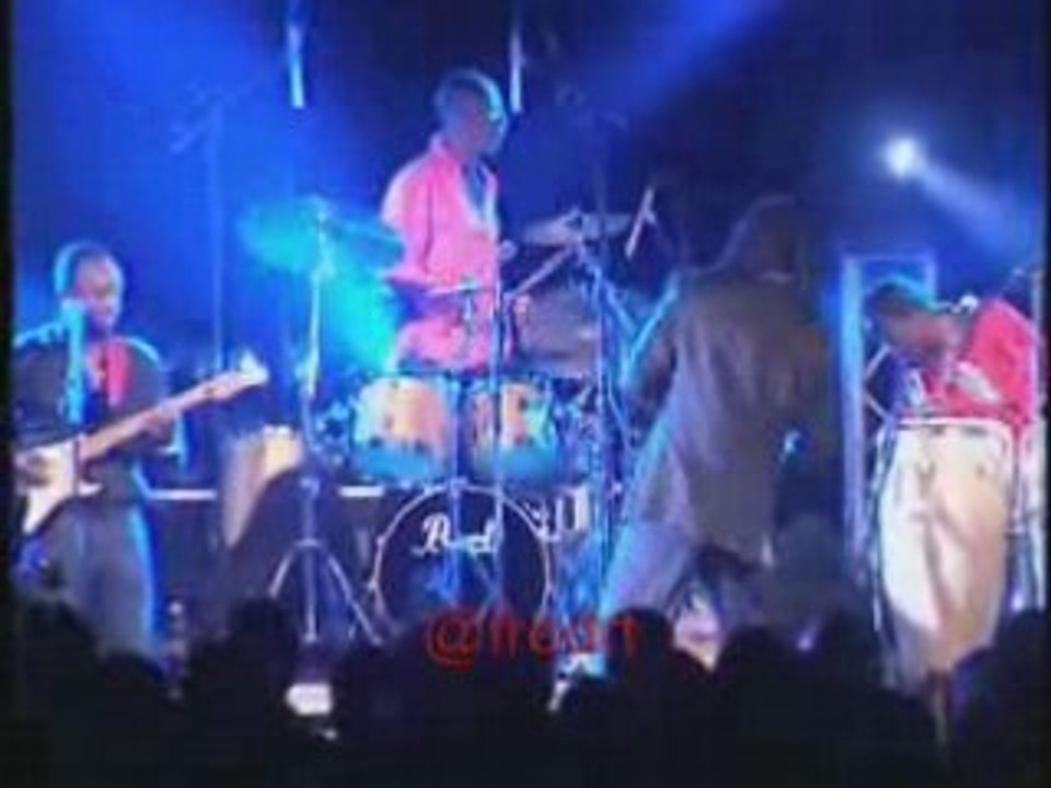 Djakout Mizik  : Amour Eternel  live Paris 2007