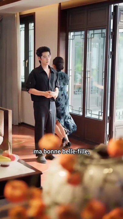 Fille aveugle fuit des harceleurs ;un PDG froid la sauve… et fait fondre son cœur glacé avec douceur