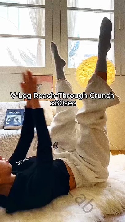 30 Sec Toe Touch Crunch for Abs 🔥 Burn Belly Fat Fast #AbsWorkout #Fitness #Shorts
