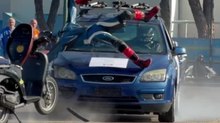 Treviso, simulazioni di soccorso e crash test per sensibilizzare gli studenti sui rischi della guida distratta