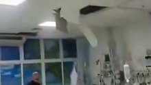Paciente em surto cai do teto ao tentar escapar de hospital pelas tubulações
