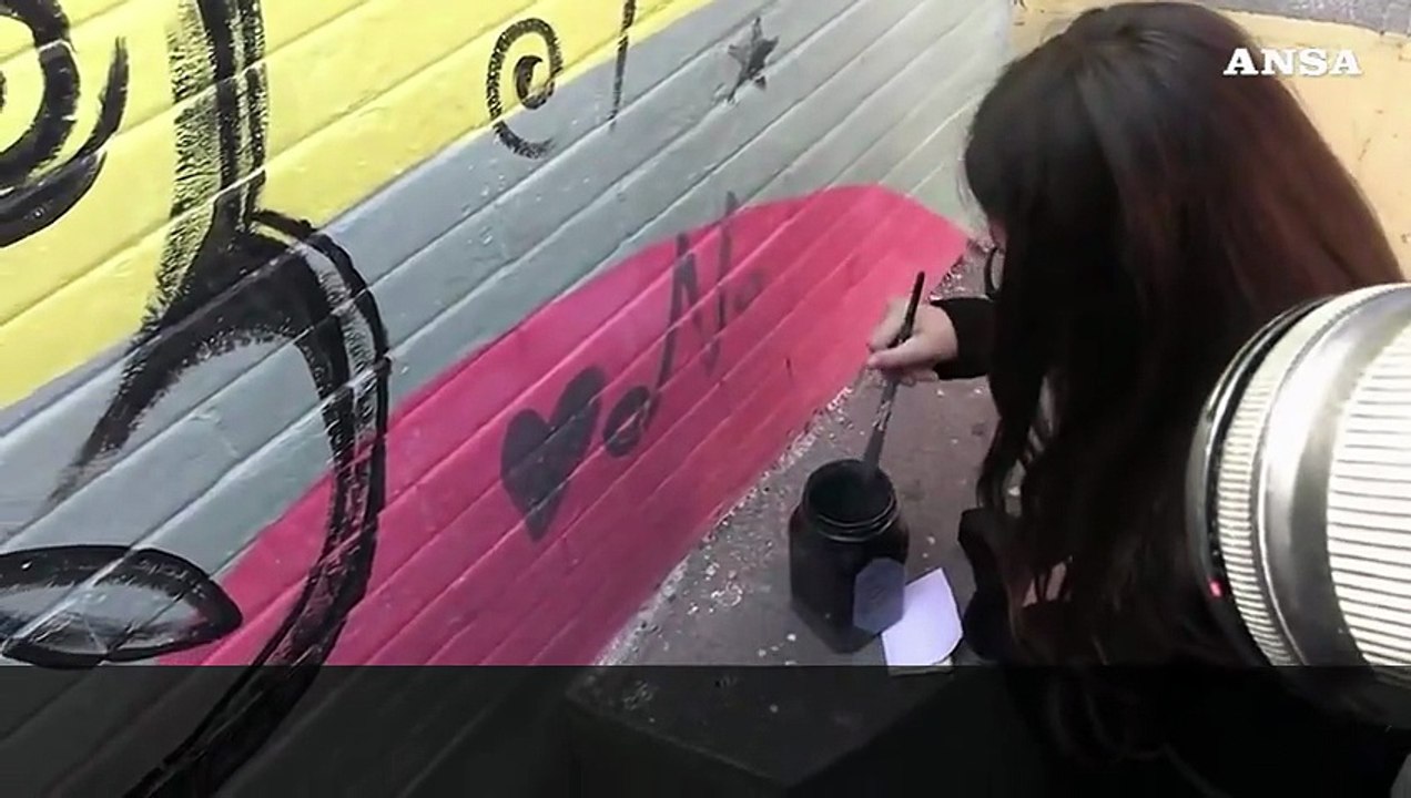 A Napoli un murale per Noemi, la bimba ferita dalla camorra