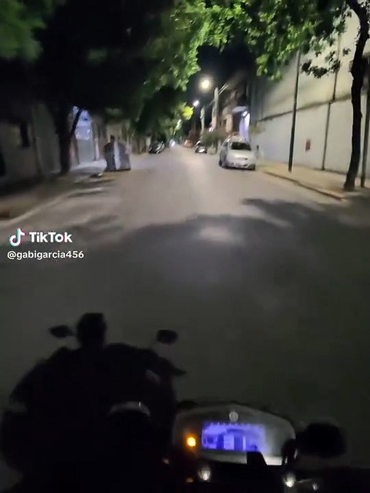 Le dispararon a un influencer  durante un robo en Barracas y todo quedó grabado