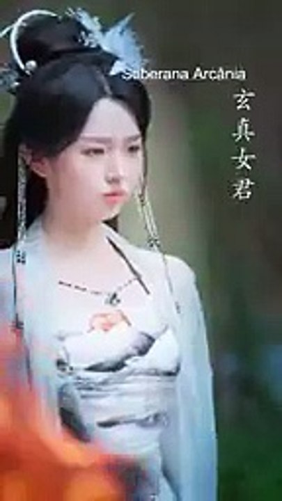 Ela Domina o Moderno com Feitico