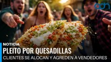 Y todo por unas quesadillas. Clientes se alocan y golpean a vendedores de quesadillas