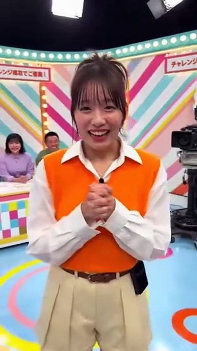 美女が顔面パイ 06 #パイ投げ #ai #アイドル #JK #美女 #客室乗務員 #スチュワーデス Loser gets pie in the face!