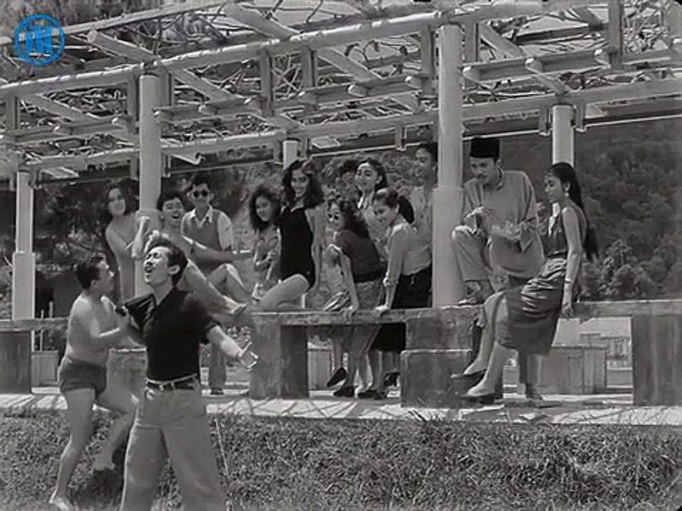 Tiga Dara (1956)