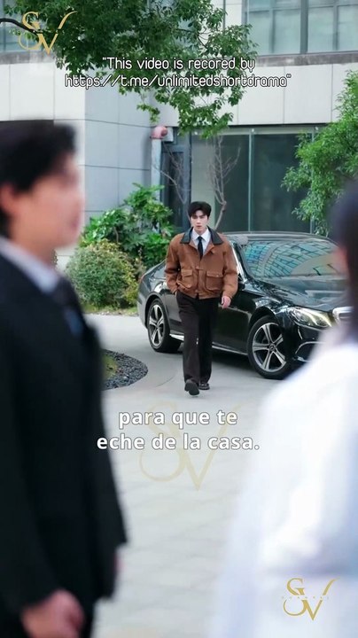 Esposo pegajoso, esposa de dos caras en Español