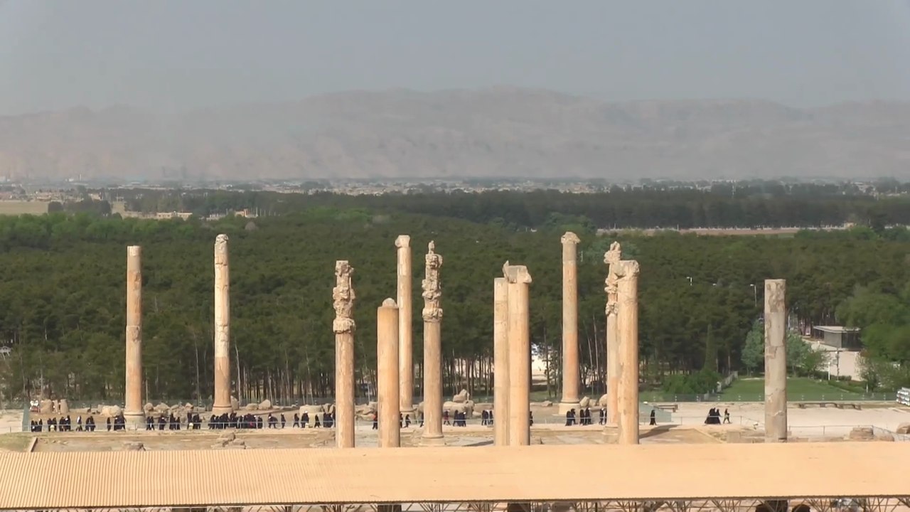 De Persepolis aux coupoles d'Ispahan