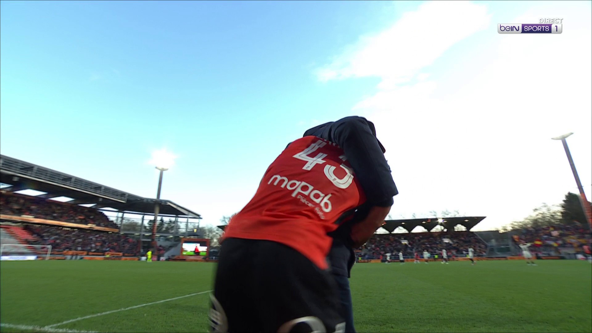 Ligue 1 : Lorient s'offre une victoire de prestige face à Lens !