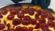 Extra cheesy pepperoni pizza 😮‍💨