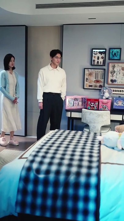 He canceled our wedding for his pregnant mistress, so I found a new father for my daughter！