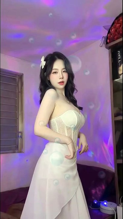 Sensual Dance: Beautiful Girl Dancing to Hot Trend Reggaeton Music