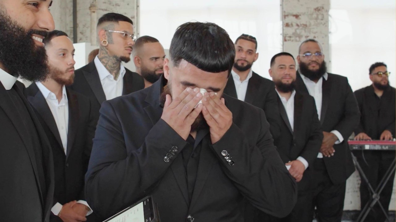 Stepdaughter Calls Groom 'Dad' For First Time Before Marrying Her Mom | Happily TV