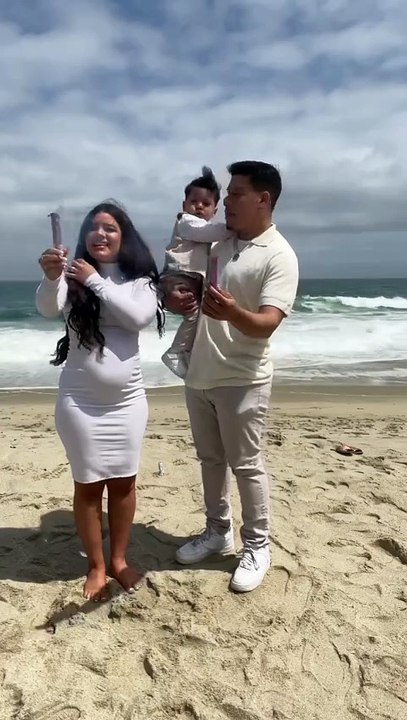 Had to do this trend, one of the most special days of my life ❤️ should i do noahs? #momsoftiktok #girlmom #boymom #momoftwo #genderreveal #couple #corememory #sahm
