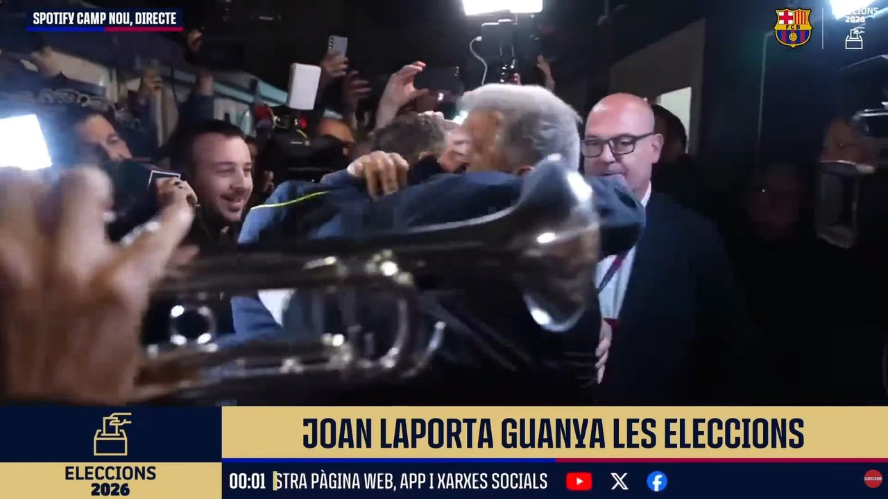 Laporta canta el himno del Barça con unos mariachis