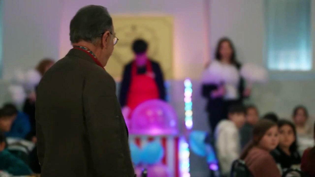 Sahtekarlar - Episode 22 (English Subtitle)