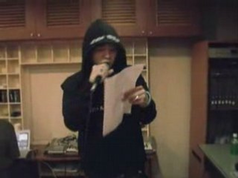 Big Bang G-Dragon - Gimme That